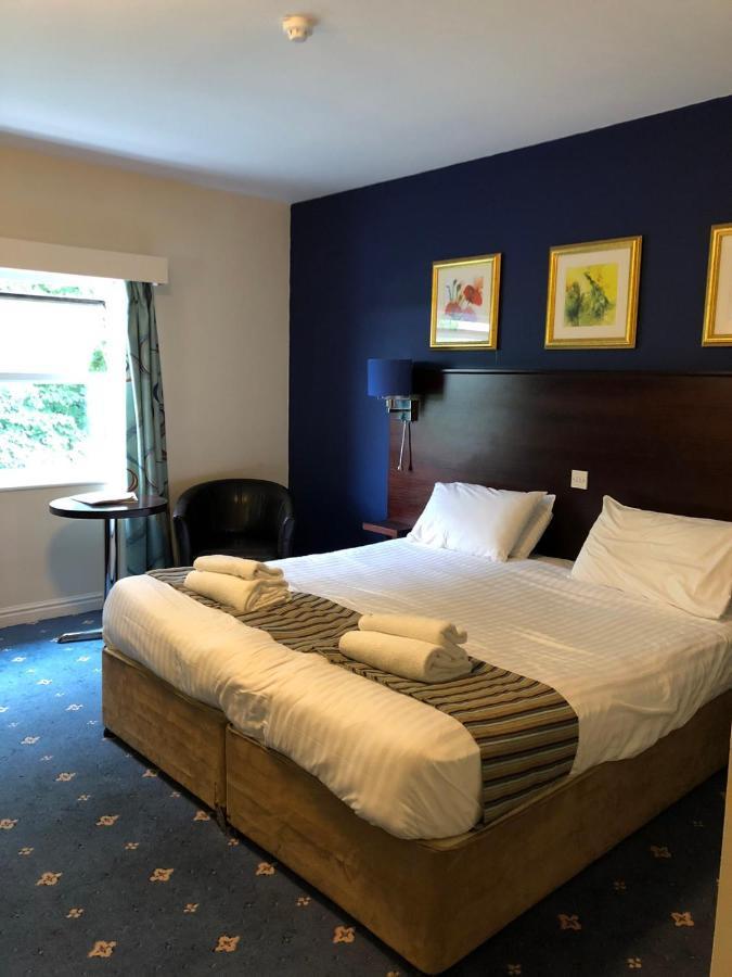 Stafford South Hatherton Hotel Penkridge Zewnętrze zdjęcie